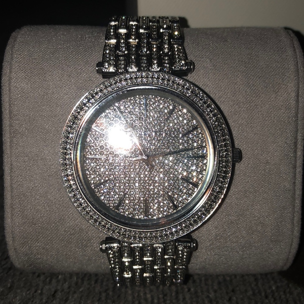 NEW! Michael Kors silver watch